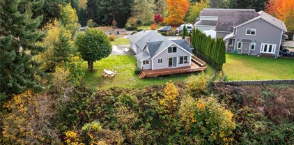174 Dow Ridge Drive N, Eatonville