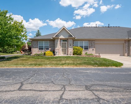 6816 park square Drive, Avon