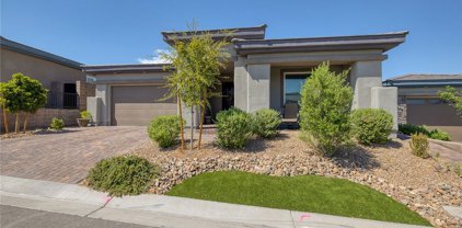 16 Reflection Cove Drive, Henderson