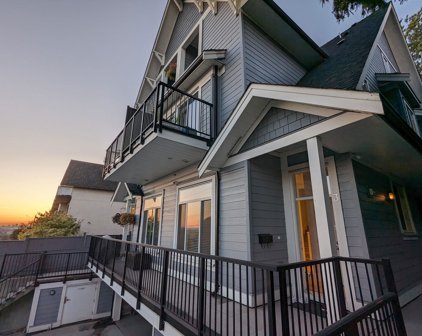 3868 Pender Street Unit 3, Burnaby