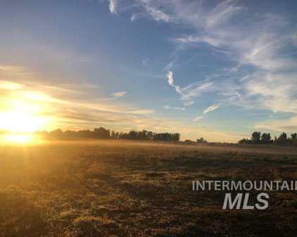 22334 Lansing Ln, Middleton