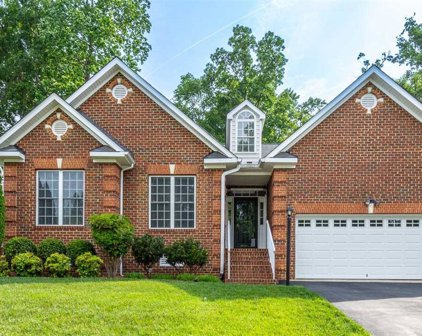 9462 Deer Stream Drive, Hanover