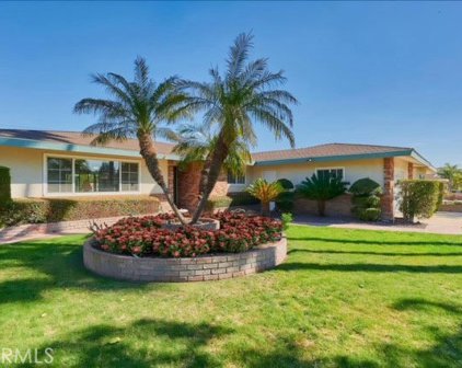 9093 Tangelo Avenue, Fontana