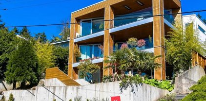 14631 West Beach Avenue, White Rock