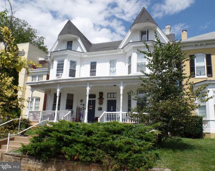48 Broadway, Hagerstown