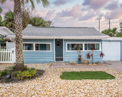 206 N Pine Street, New Smyrna Beach