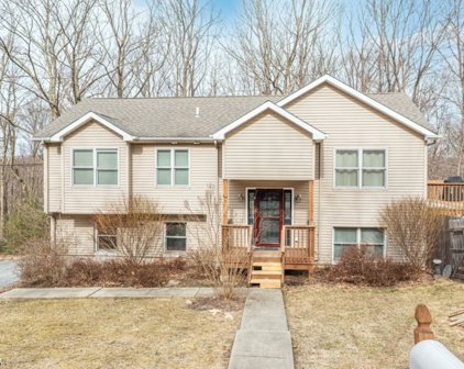 13 Chestnut St, Vernon Twp.