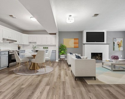 40 Cross Unit 21, Quincy