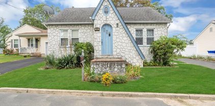 1424 Park Avenue, Brick