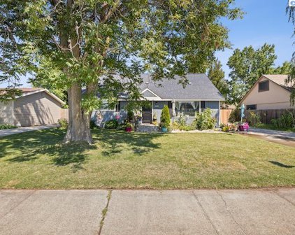 1111 S Garfield St, Kennewick