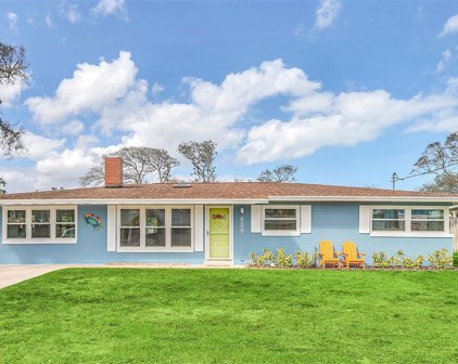 808 E 16th Avenue, New Smyrna Beach