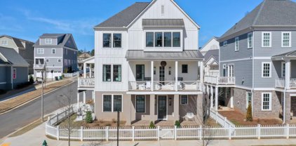 925 South On Main Drive, Woodstock