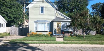 320 Oak Street, Dowagiac