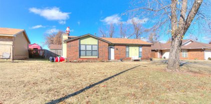 713 N Pine Branch Way, Mustang