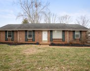 211 Valley View Dr, Smyrna image
