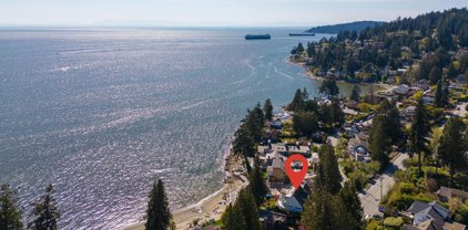 3274 Marine Drive, West Vancouver