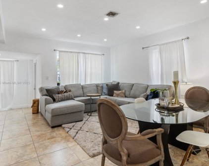 1466 Ne 178th St, North Miami Beach