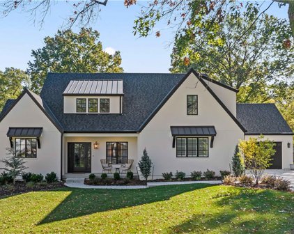 5823 Howe Drive, Fairway