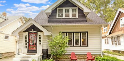 2225 North 63rd Street, Wauwatosa