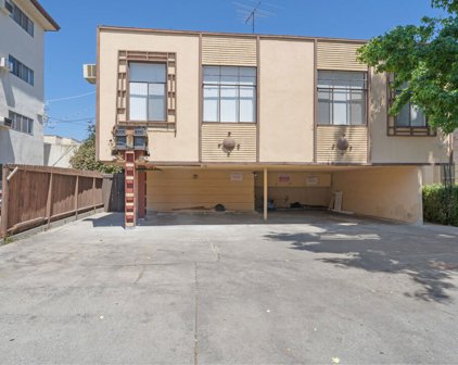 1016 S Wooster St, Los Angeles