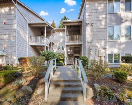 33035 18th Place S Unit #D203, Federal Way