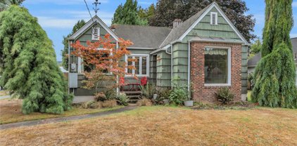 325 Varner Avenue SE, Orting