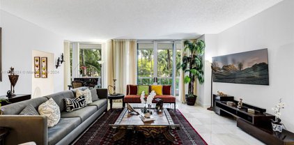 21055 Yacht Club Dr Unit #207, Aventura