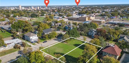 700 N 19th  Street, Waco