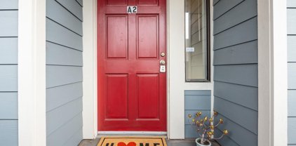 1050 Kains Ave 2, Albany