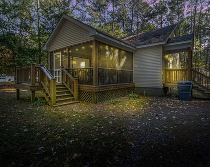 79 Lucom Point Drive, Reedville