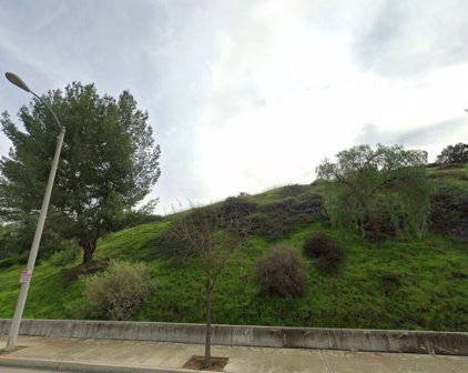 27300  Agoura Road, Calabasas