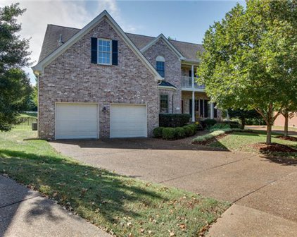 209 Heathstone Cir, Franklin