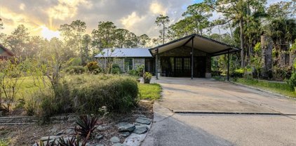 1613 Maple Avenue N, Lehigh Acres