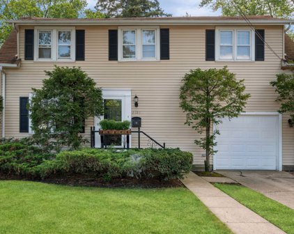 2101 Wilmette Avenue, Wilmette