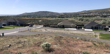 1045 Suncrest Trail Unit LOT25, Richland