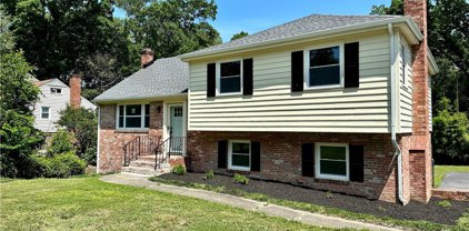 1035 Southam Drive, Chesterfield