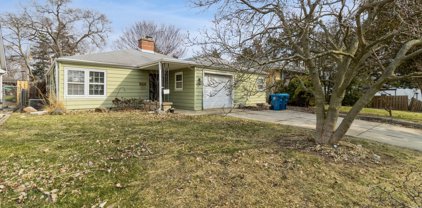 4241 Highland Avenue, Downers Grove