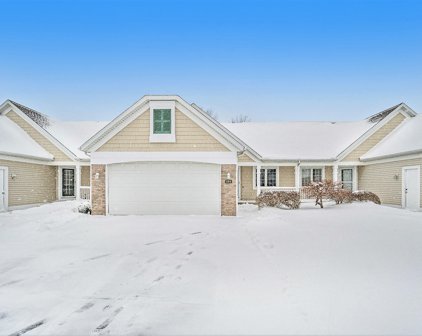 394 Timber Lake West Drive W, Holland