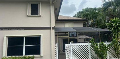 49 Essex Ct Unit #C, Royal Palm Beach