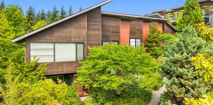 754 NE Vineyard Lane Unit #L105, Bainbridge Island