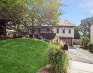 23 Cranbrook Court, Centerport image
