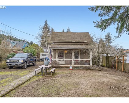 133 NE 18TH AVE, Camas