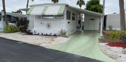 4851 W Gandy Boulevard Unit B14L33, Tampa
