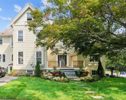 259 Gibbs Avenue Unit 1, Newport