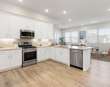 1661 Spring Street Unit #333, Davis