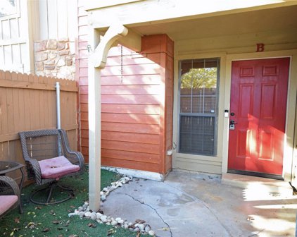 14311 N Pennsylvania Avenue Unit #8B, Oklahoma City