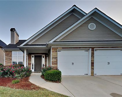518 Highland Falls Drive, Hiram