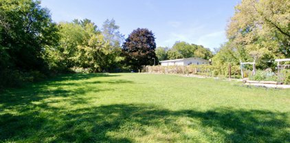 5S501 Tuthill Road, Naperville