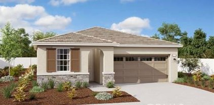 587 Misty Blue Street, Hemet
