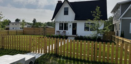 2500 Lazenby Dr, Nashville